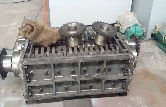 Déchiqueteuse à double rouleau de 1 à 4 T/h fournisseur